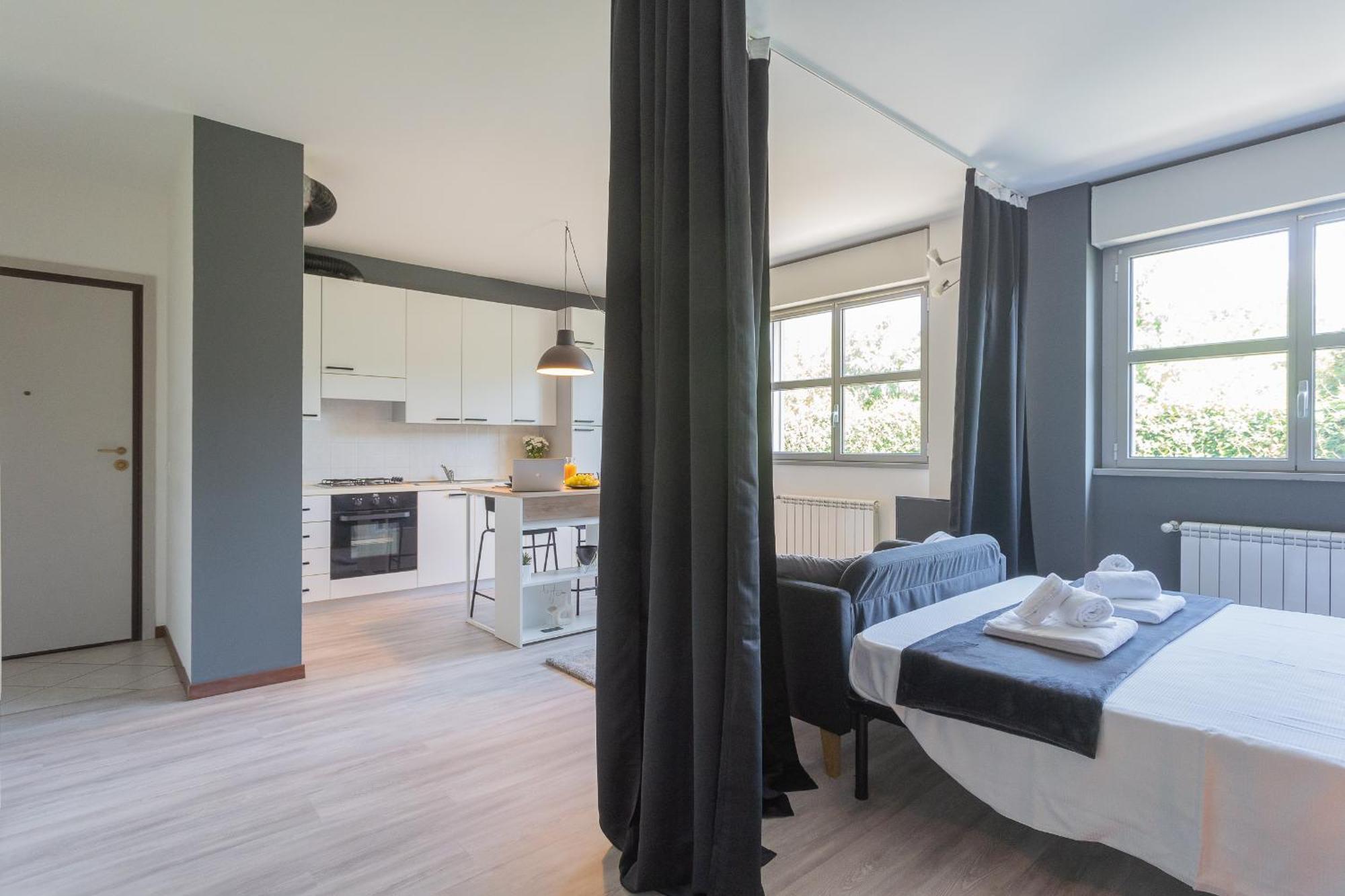 Black Loft Como By Rent All Como Dış mekan fotoğraf