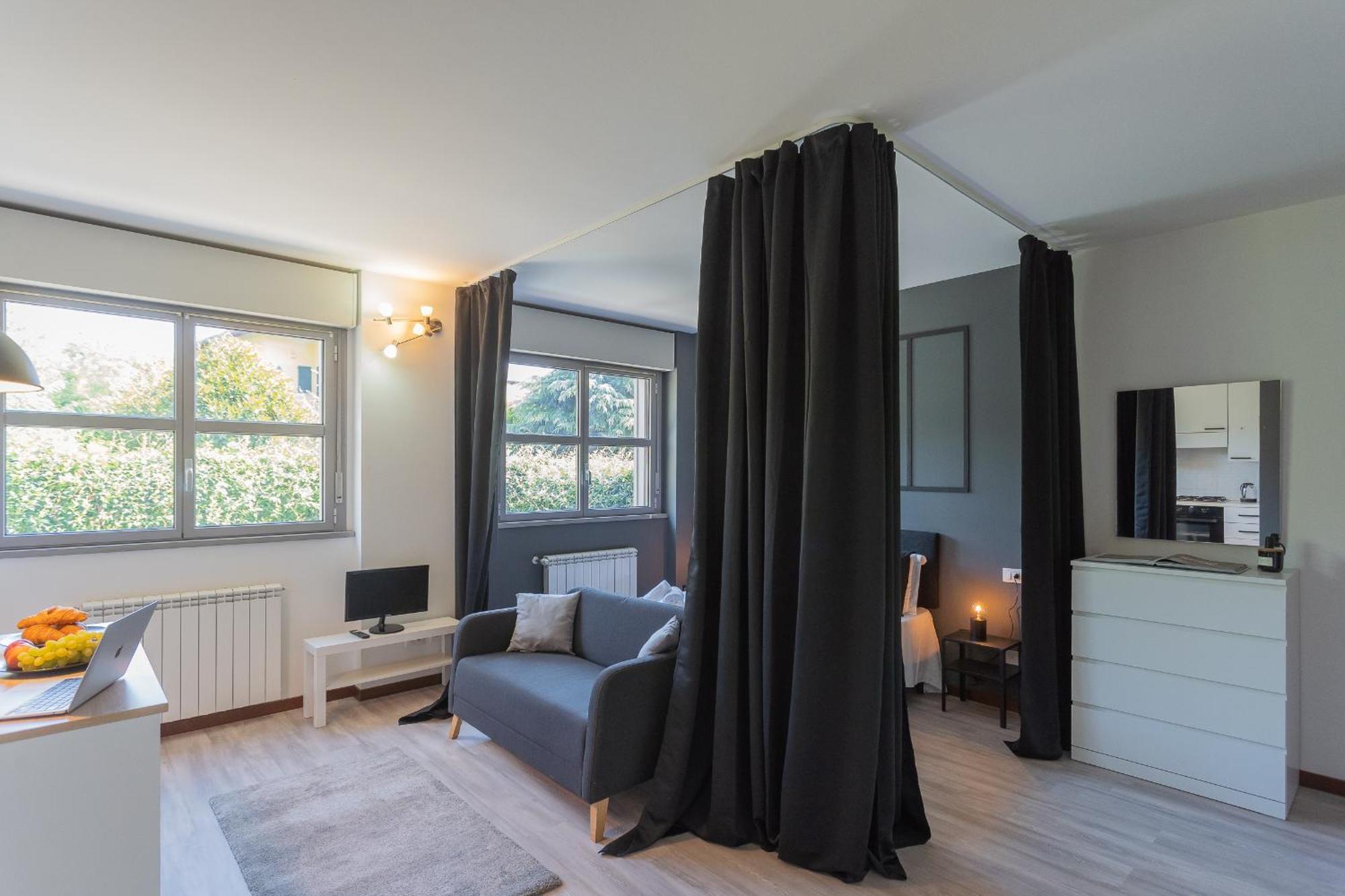 Black Loft Como By Rent All Como Dış mekan fotoğraf