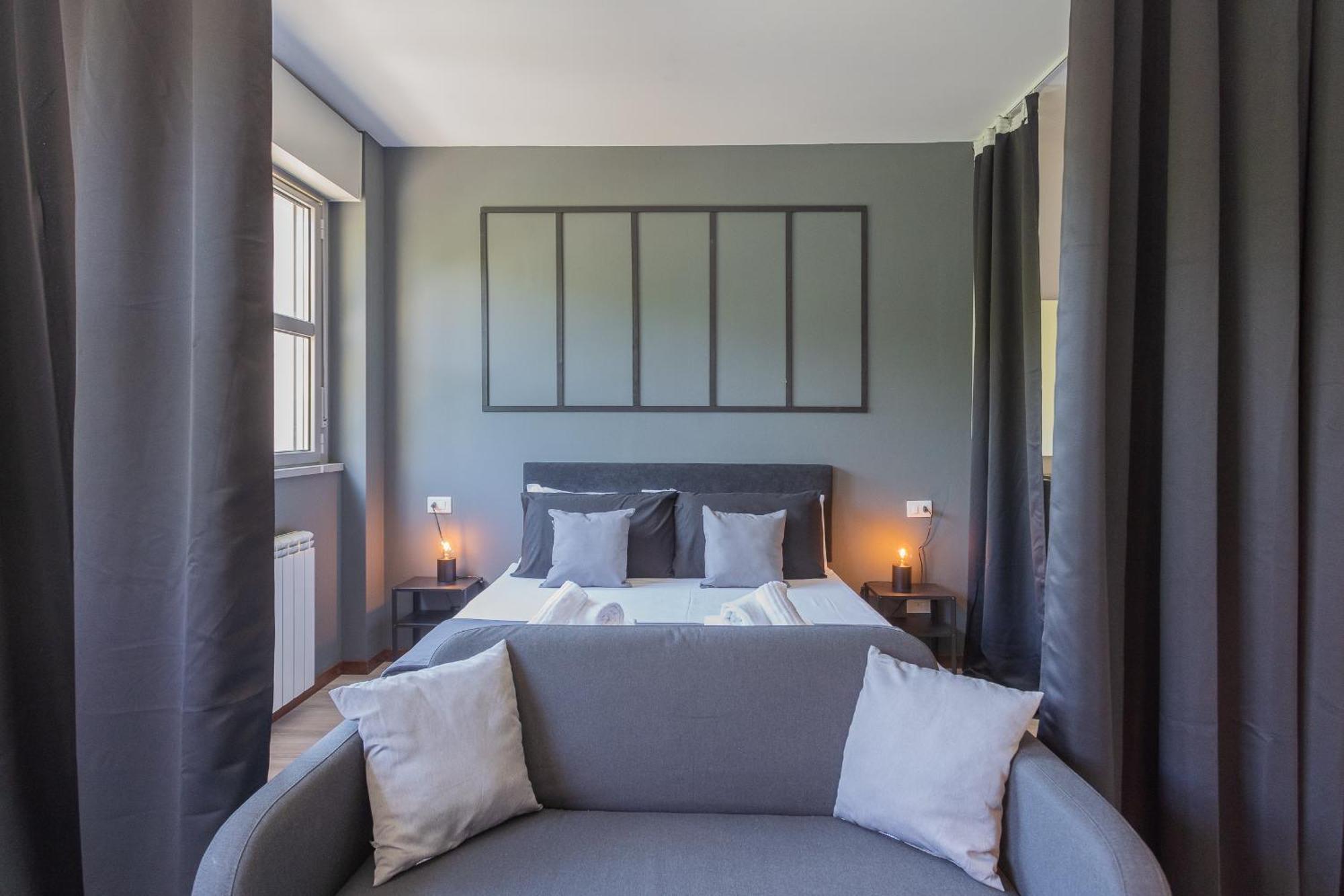 Black Loft Como By Rent All Como Dış mekan fotoğraf